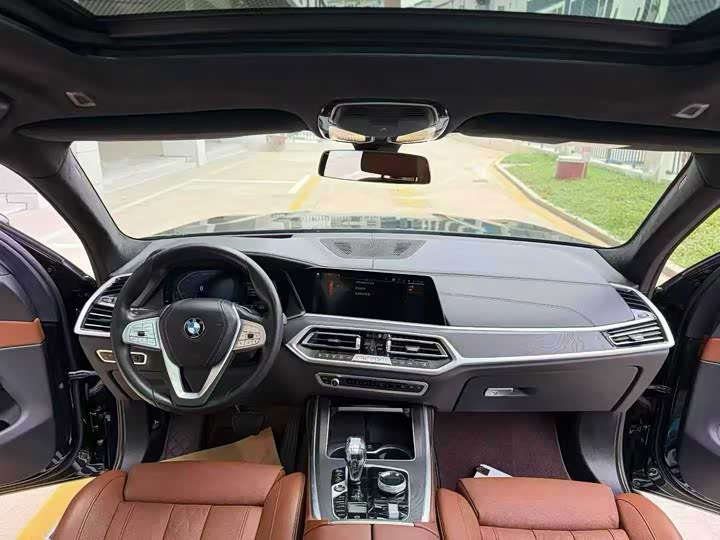 Фото 5 - BMW X7
