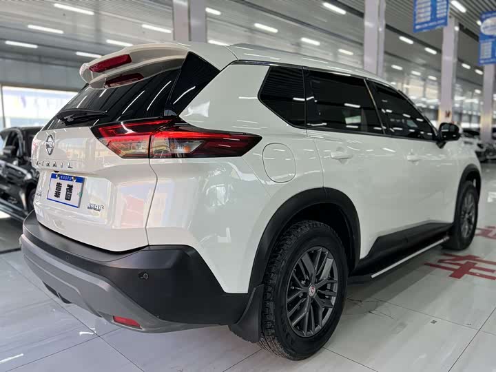 Фото 7 - Nissan X-Trail