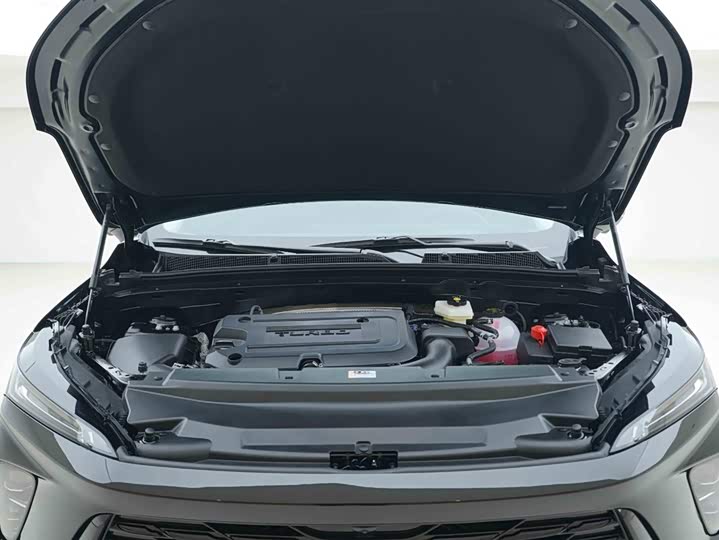 Buick Envision Plus 2026 2026款 昂科威Plus 28T 四驱白金版