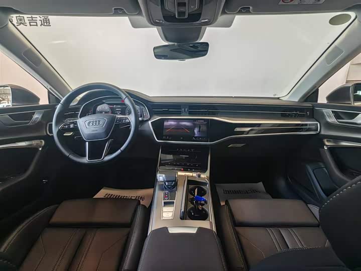 Фото 6 - Audi A7