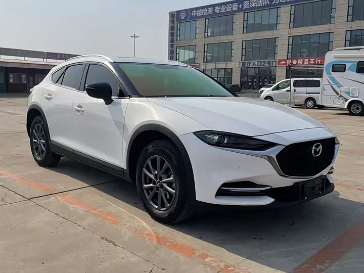 Фото 3 - Mazda CX-4
