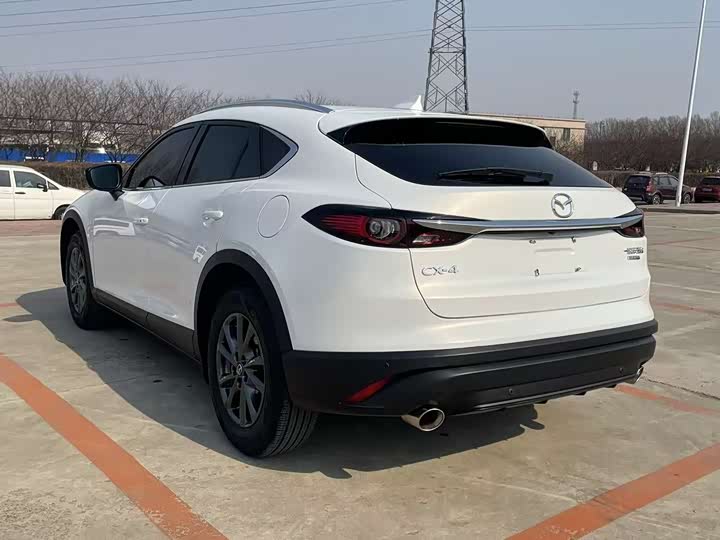 Фото 7 - Mazda CX-4