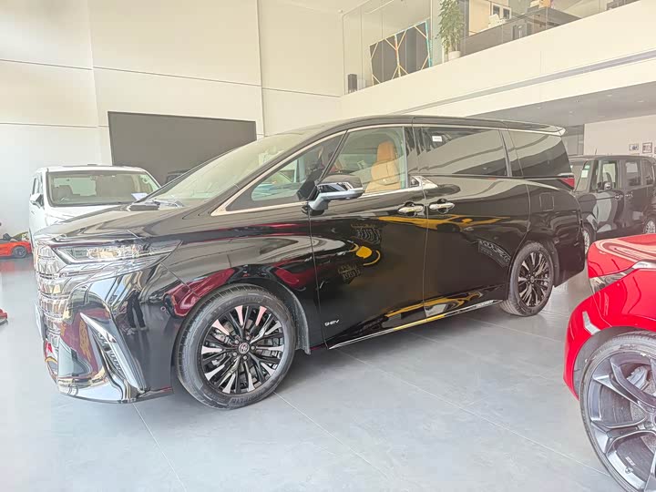 Toyota Alphard 2024 2024款 双擎 2.5L 尊贵版
