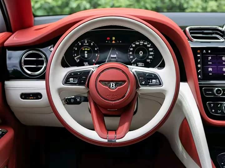 Bentley Bentayga 2024 2024款 4.0T V8