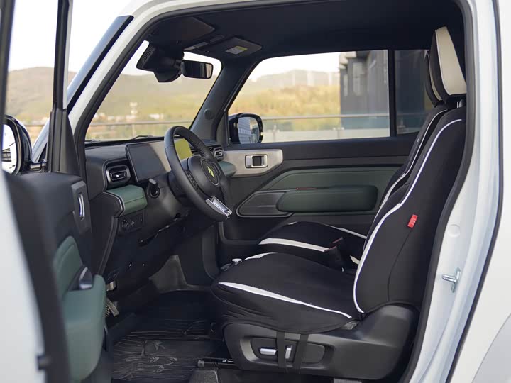 Фото 4 - Baojun Yep