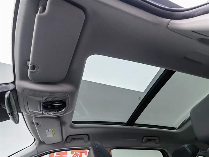 Фото 7 - Exeed VX