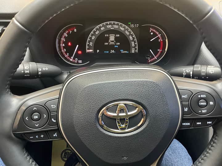 Photo 6 - Toyota RAV4