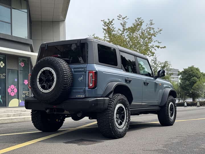 Фото 7 - Ford Bronco