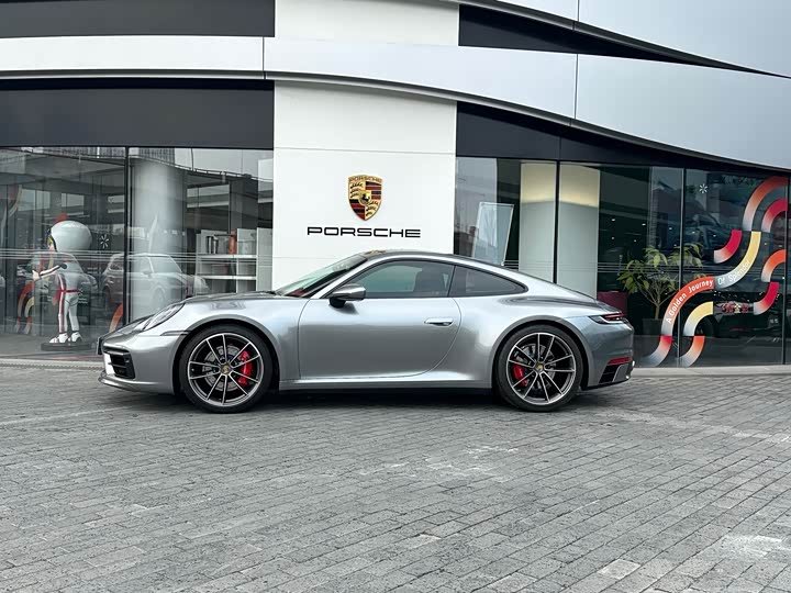 Фото 6 - Porsche 911
