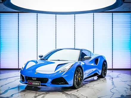 Фото 1 - Lotus Emira