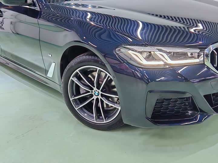 Фото 4 - BMW 5 Series