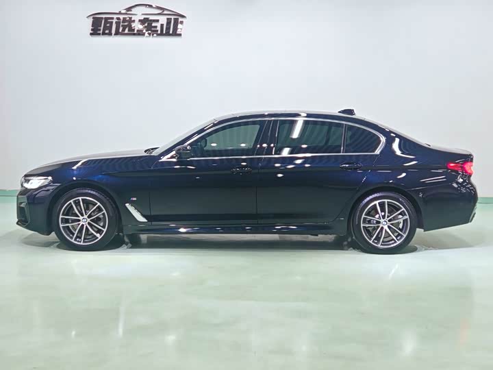 Фото 6 - BMW 5 Series