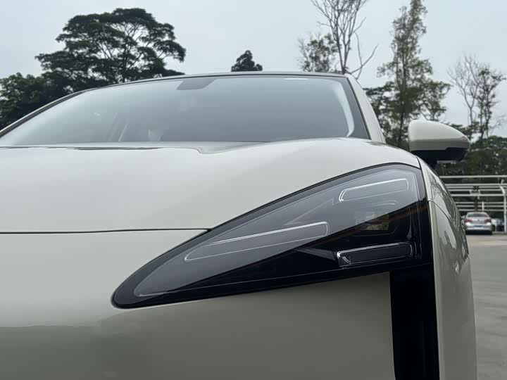 Фото 4 - Baojun E6