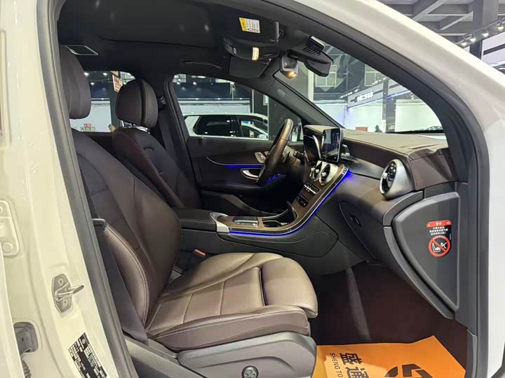 Фото 9 - Mercedes-Benz GLC-Class