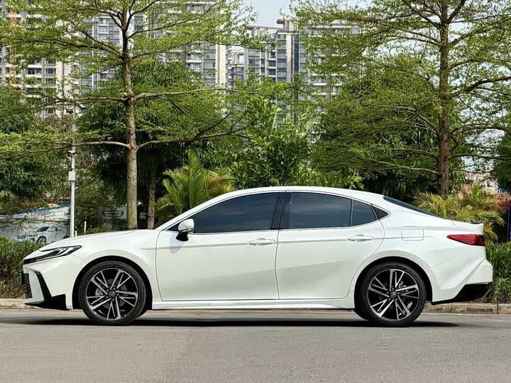 Toyota Camry 2026 2026款 2.0S 运动版