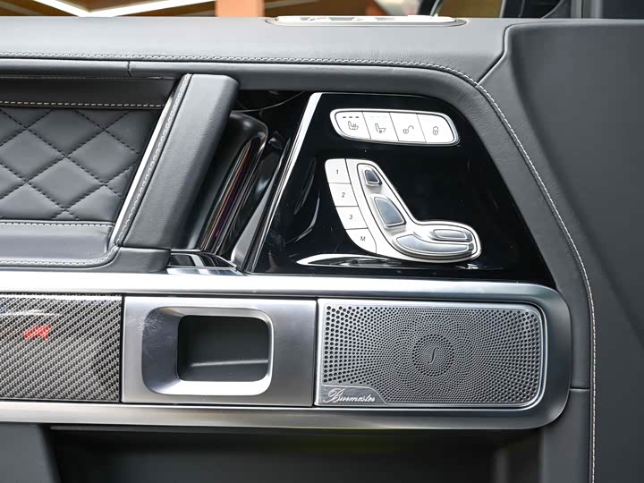 Photo 2 - Mercedes-Benz G-Class AMG