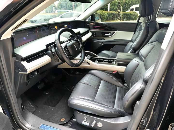 Фото 4 - Lincoln Nautilus