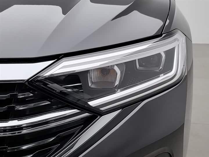 Volkswagen Sagitar L 2025 2025款 改款三 300TSI DSG超越版