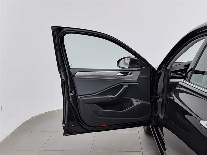 Volkswagen Sagitar L 2025 2025款 改款三 300TSI DSG超越版