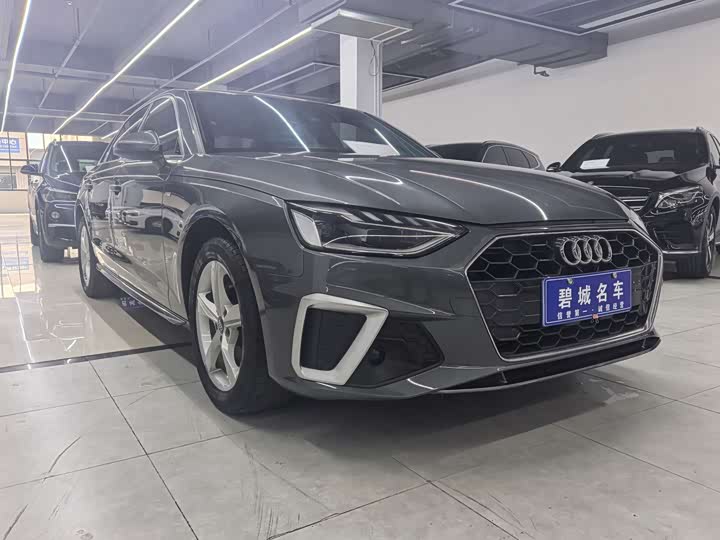 Фото 3 - Audi A4L