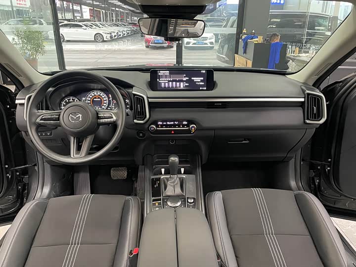 Photo 8 - Mazda CX-50