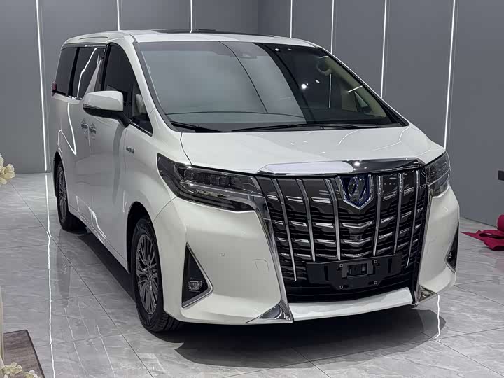 Photo 3 - Toyota Alphard
