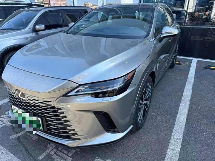 2023 Lexus RX Hybrid