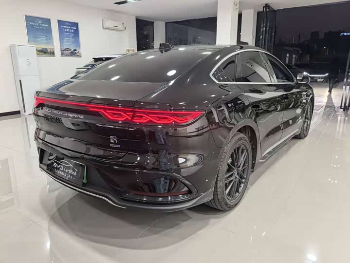 Фото 4 - BYD Han