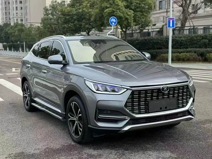 Фото 3 - BYD Song Plus