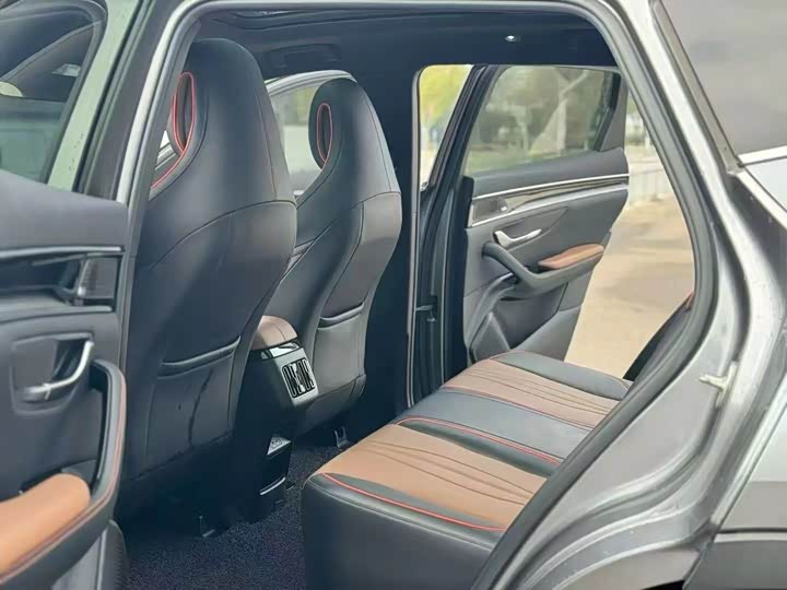 Фото 6 - BYD Song Plus