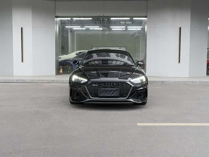 Фото 2 - Audi RS 5