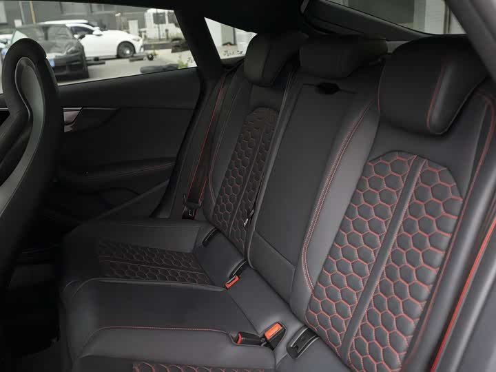 Фото 7 - Audi RS 5