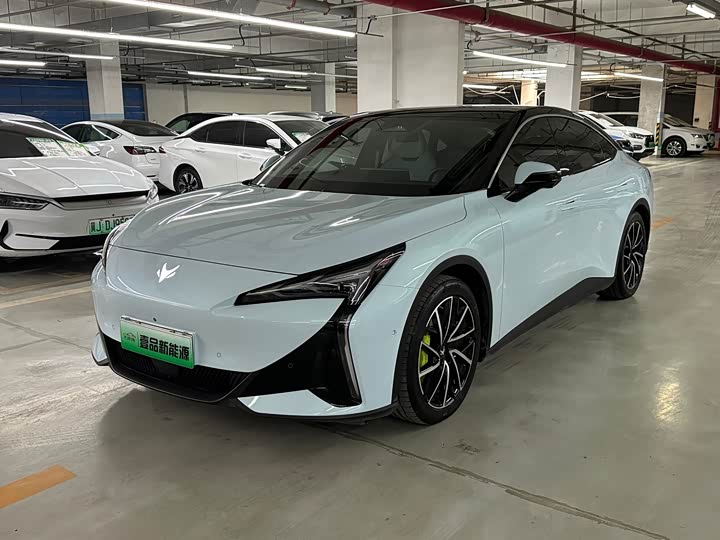 Фото 1 - BAIC Arcfox Alpha S5