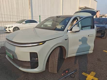 Фото 1 - LiXiang L6