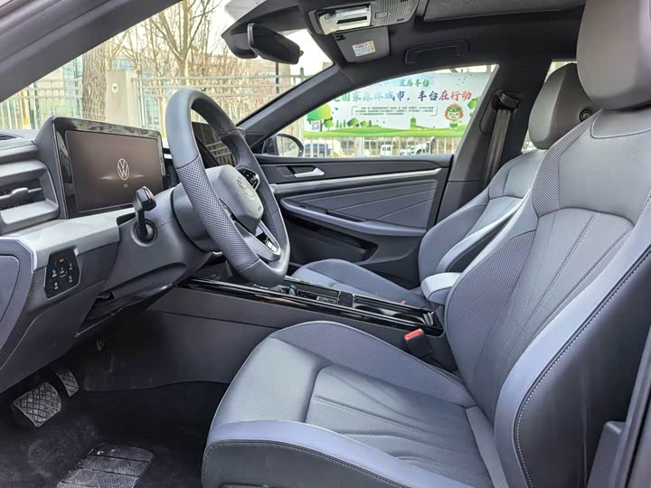 Volkswagen Lamando L 2026 2026款 凌渡L GTS 380TSI 凌风版