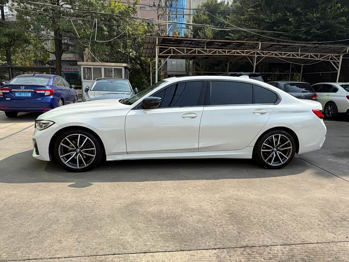 Фото 4 - BMW 3 Series