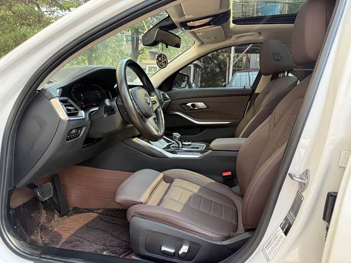 Фото 7 - BMW 3 Series