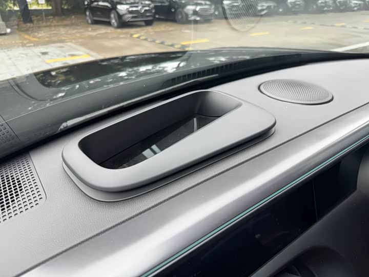 Фото 8 - Smart #5