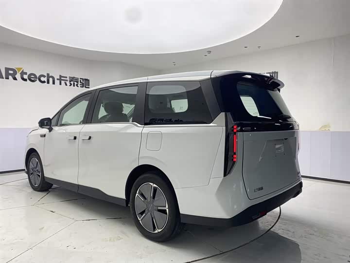 Photo 7 - Maxus Mifa 7