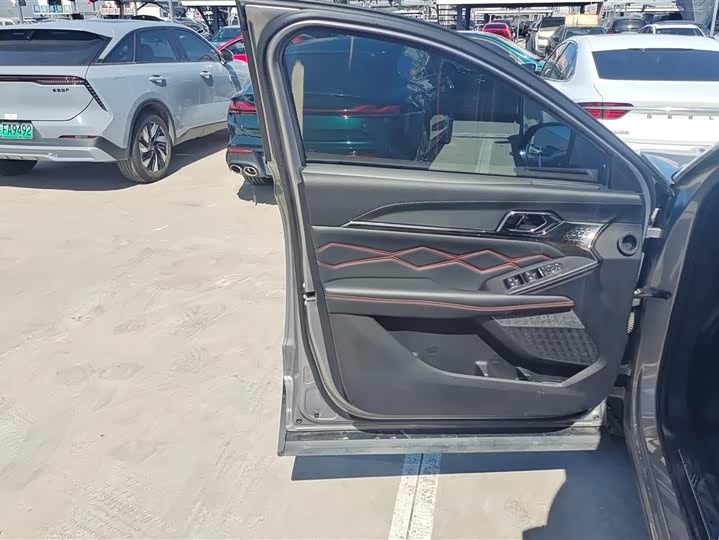 Фото 7 - Haval F7 (Monster)