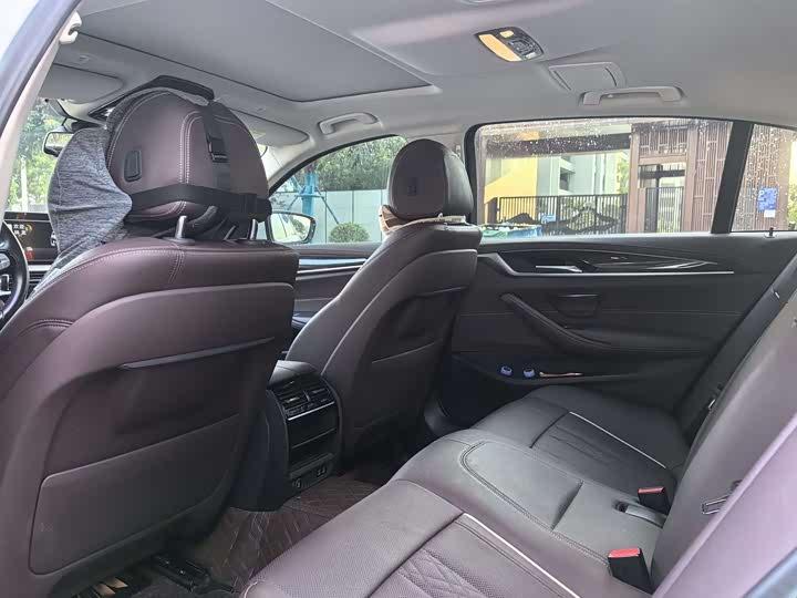 Zdjęcie 5 - BMW 5 Series