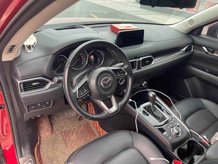 Фото 8 - Mazda CX-5