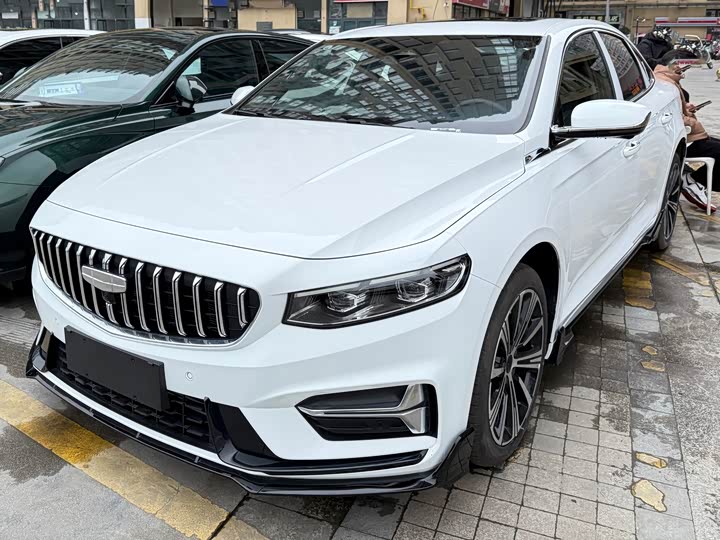 Фото 1 - Geely Preface