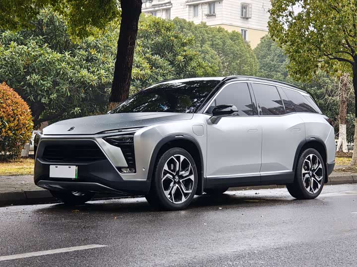 Фото 1 - Nio ES8