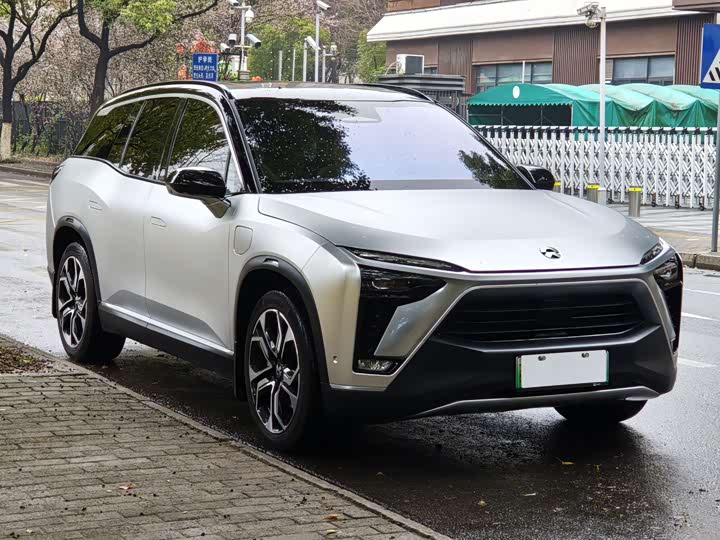 Фото 3 - Nio ES8