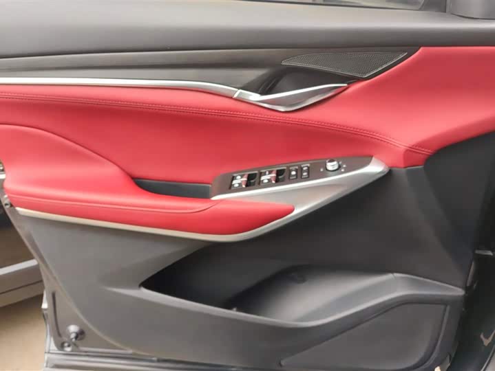 Фото 7 - Changan CS75 Plus