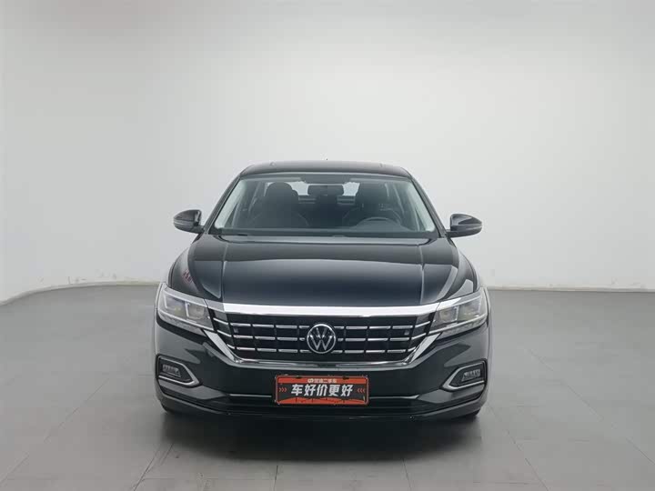 Photo 3 - Volkswagen Passat