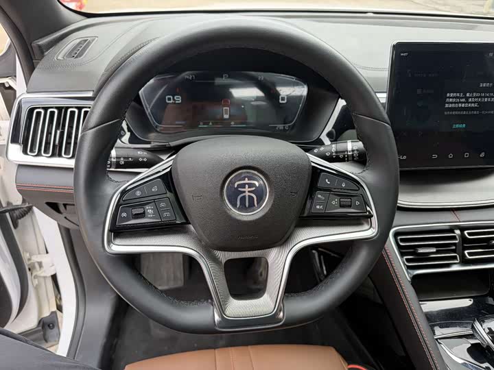 Фото 7 - BYD Song Plus