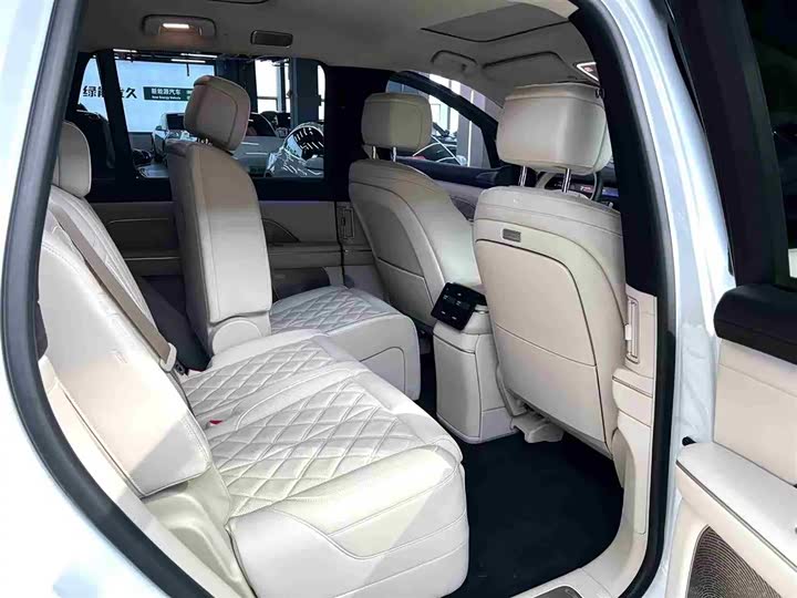 Фото 7 - Nio ES8