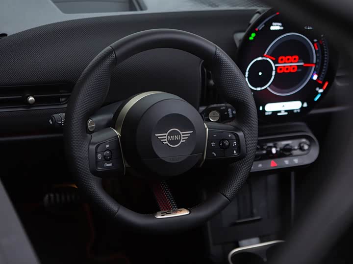 Photo 8 - Mini Mini JCW